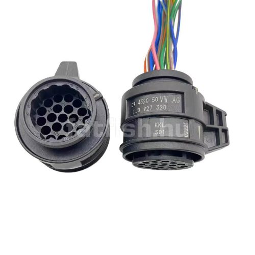 Kostal 20 lábú csatlakozó készre kábelezve