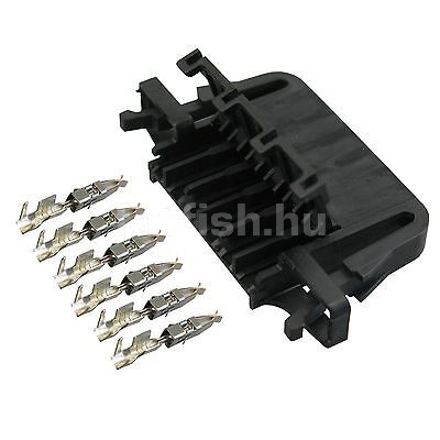 VW 1.5 nem szigetelt 6 lábú csatlakozó apa